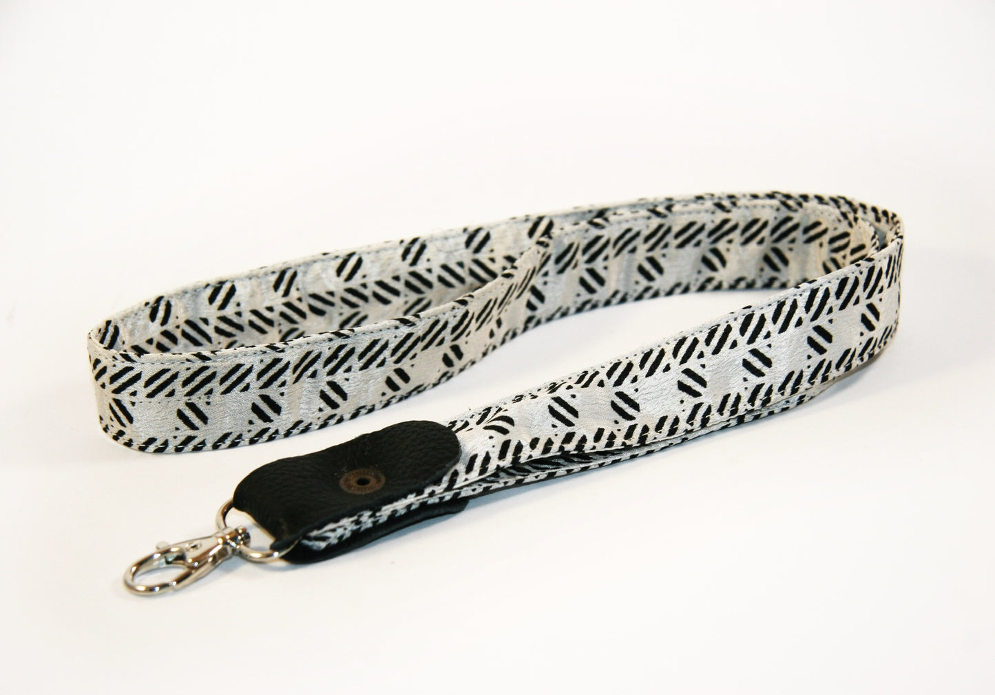 sari lanyard handmade fair trade