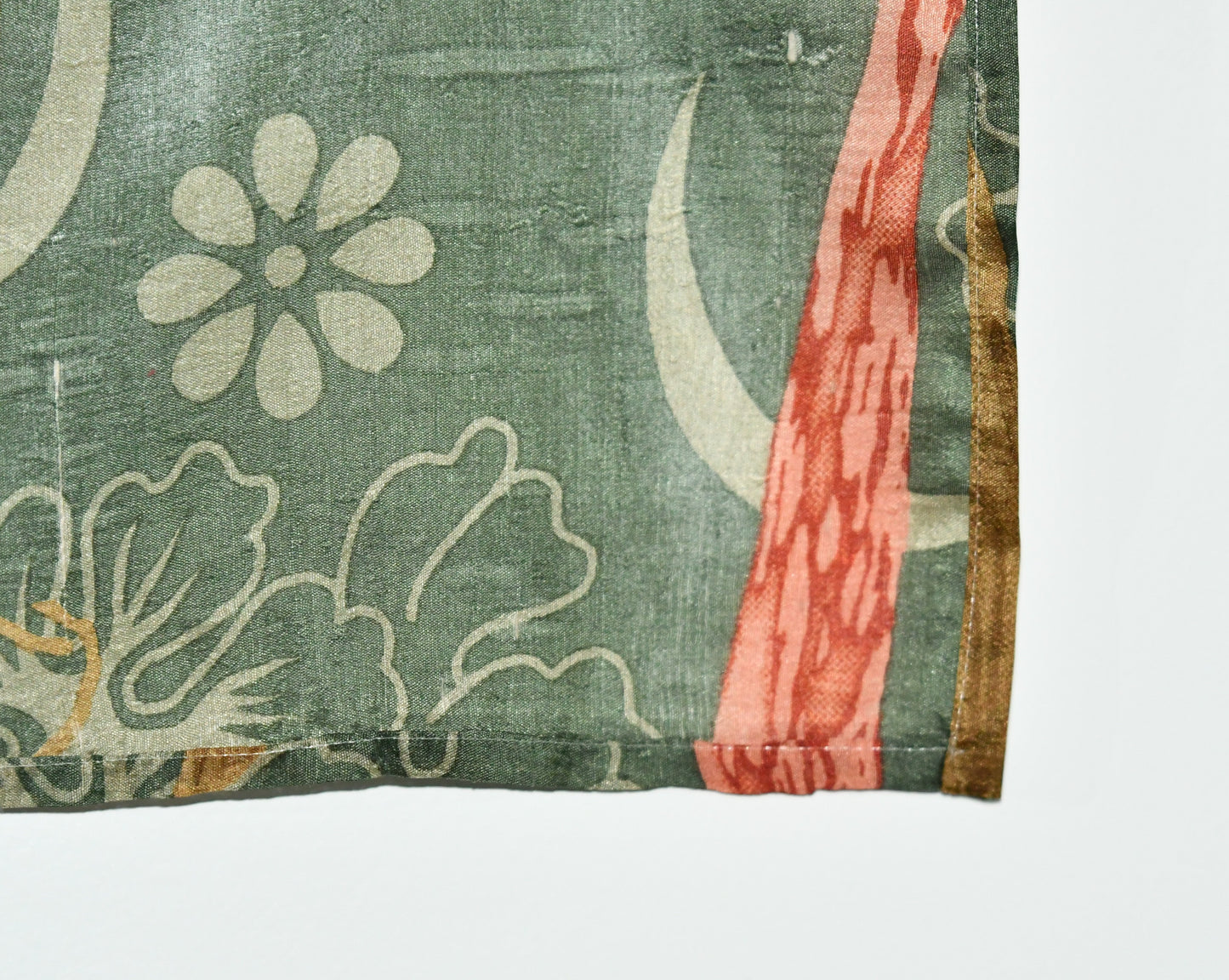 Trunk Pocket Square - Fair Trade Handmade Silk