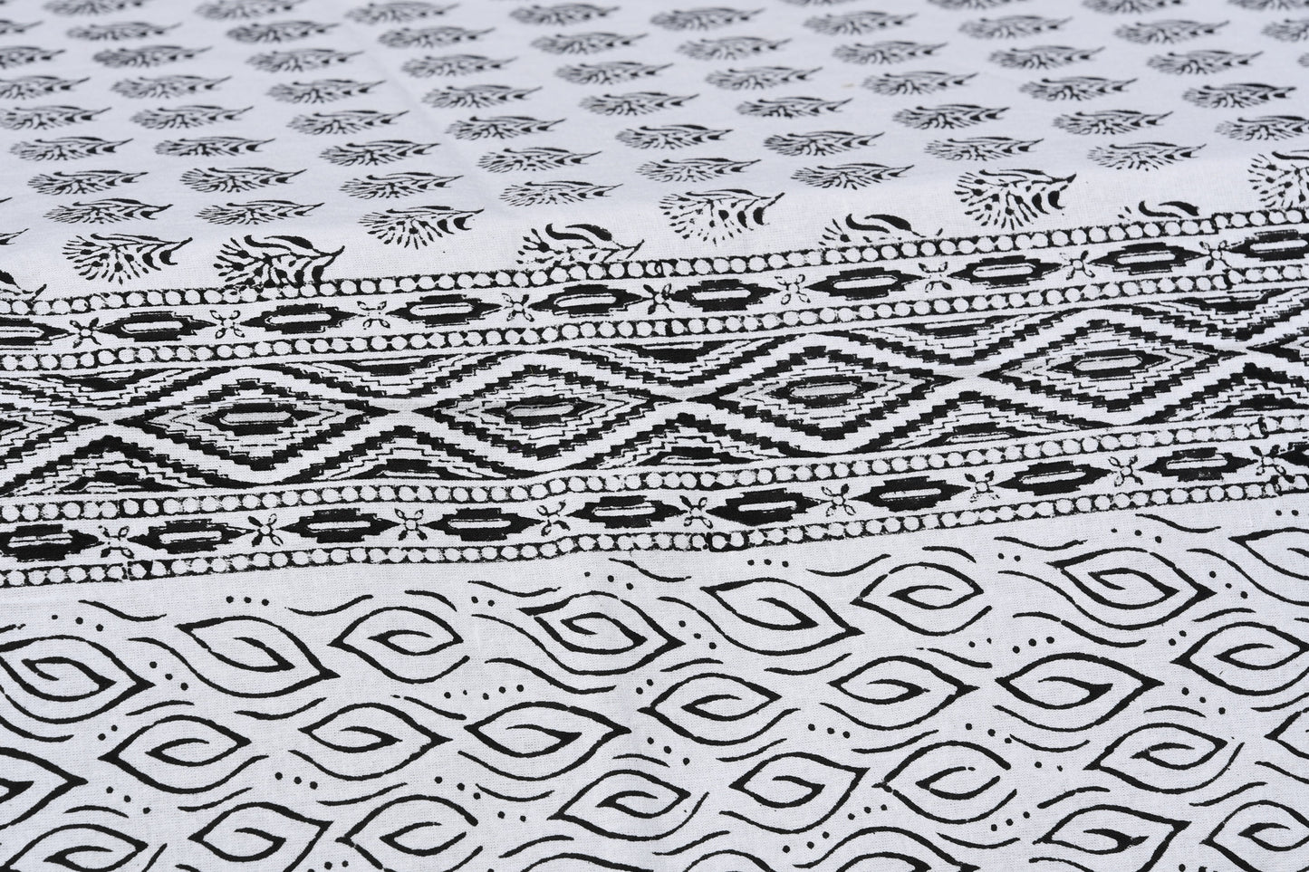 vetus tablecloth fair trade handmade block print