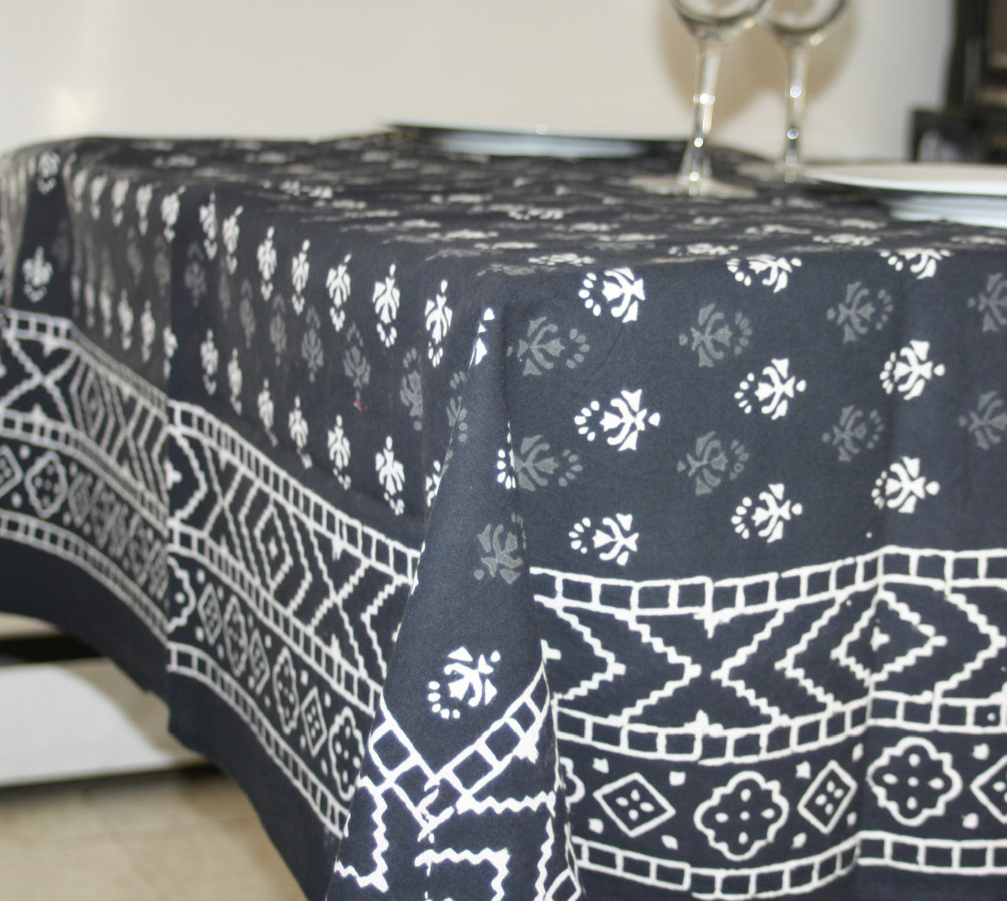 Nox Tablecloth - Trade Handmade Block Print